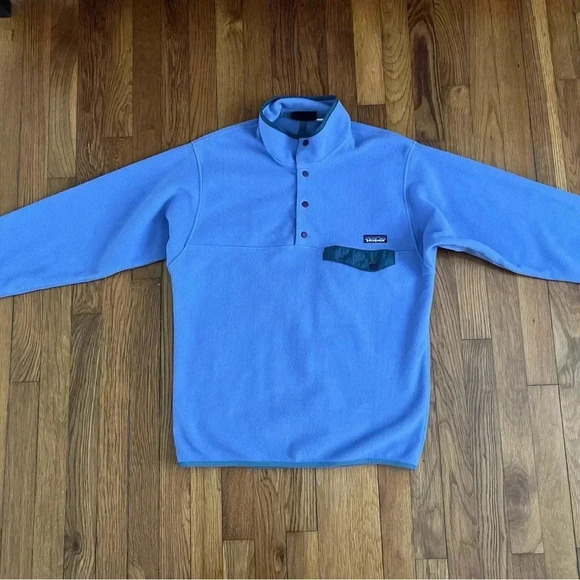 Vintage Patagonia Synchilla Women's Purple Pullover Snap Size M Made In Canada - Picture 1 of 7